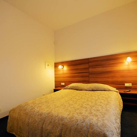 Guest House & Villa Astoma Παλάγκα Δωμάτιο φωτογραφία